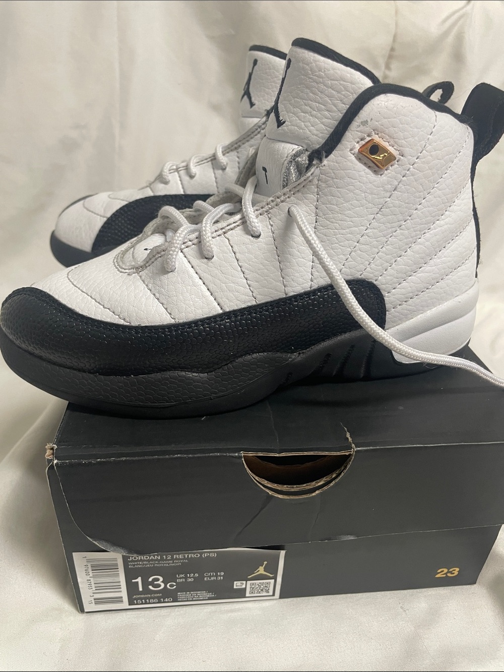 Jordan White and Black Toddler Basketball Sneakers - Picture 3 of 6